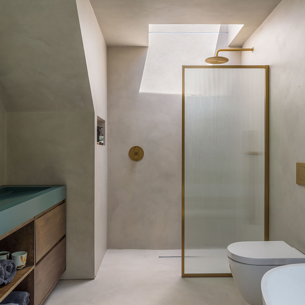 Microcement over existing tiles in Malvern